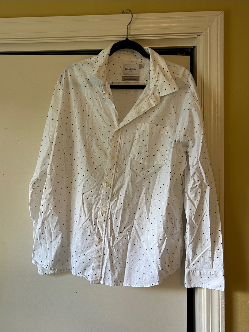 Goodfellow & Co White Button-Up Shirt with Small Navy Dot Print